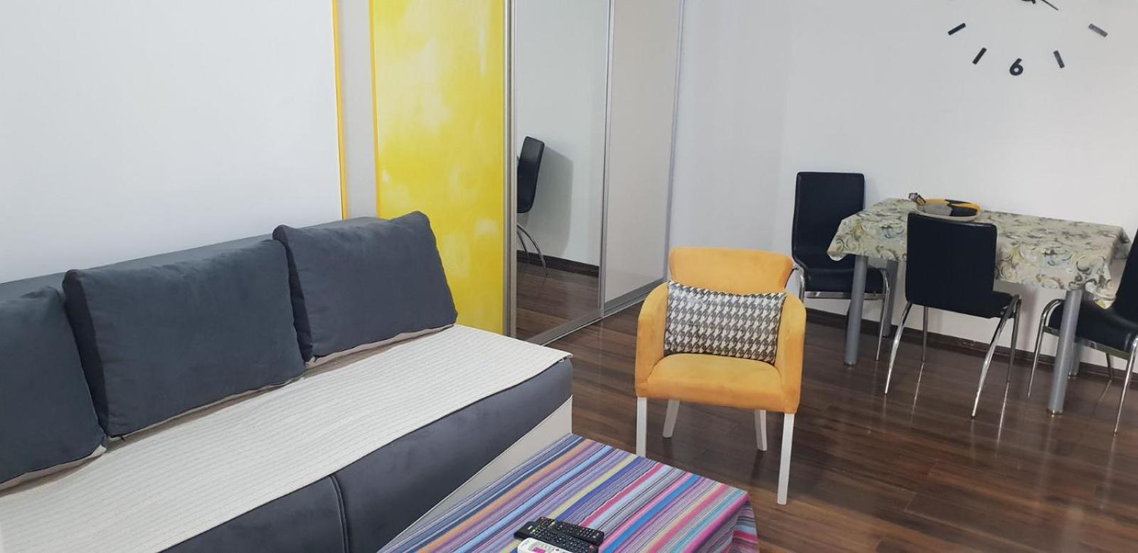 Yellow Apartment, Central פודגוריצה מראה חיצוני תמונה